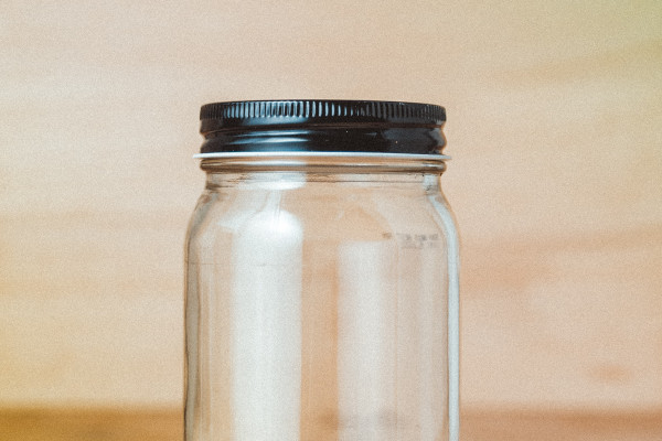 picture of an empty jar